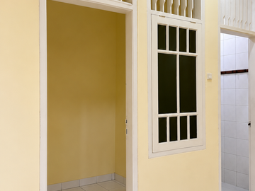 Rumah siap huni di Pinggir jalan Utama Villa Melati Mas BSD City
