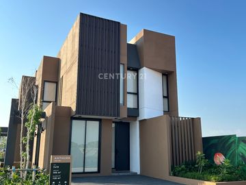 Rumah Solar Panel Hemat Listrik Pertama Di Kota Makassar