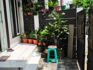 Imelda Rumah Second Dekat Mall DTC dan PIntu Tol Sawangan
