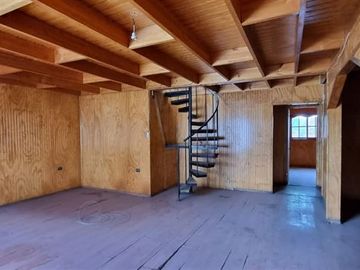 Casa en Venta en ARTEMIO GUTIERREZ con LEON PRADO