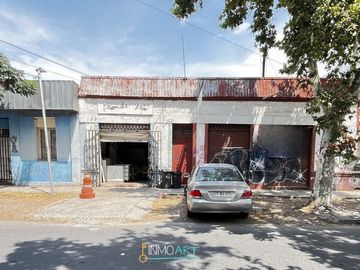 Venta local comercial de 269 mts, sector Franklin, Santiago
