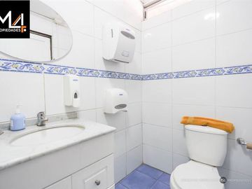 Local Comercial en Venta en Av. Lo Espejo / Francisco Astaburuaga
