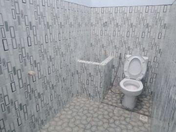 Rumah dijual murah lahan luas dekat kampus UB di kota Malang