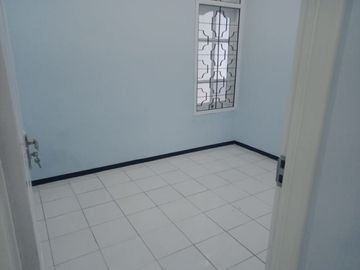 Rumah dijual murah lahan luas dekat kampus UB di kota Malang