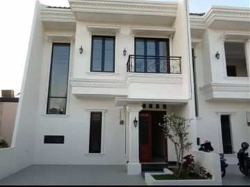 Rumah baru cluster mewah 2,5 lantai di dekat mall Pondok Gede, Bekasi