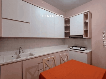 Dijual Rumah Dalam Town House Di Ciputat