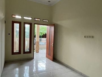 Rumah baru siap huni di perumahan taman alamanda
