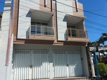 Ruko 2 Unit Area Gribig Madyopuro Poros Jalan Raya Kota Malang