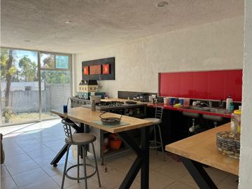 Casa En Venta Con Amplio Jardín en Esquina Villa Satélite La Calera