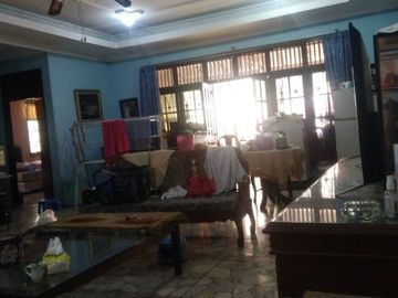 5 Bedroom House for sale