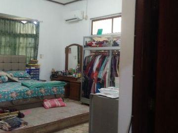 5 Bedroom House for sale