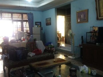 5 Bedroom House for sale