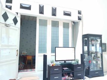 Rumah Pesanggrahan Jaksel Strategis Siap Huni