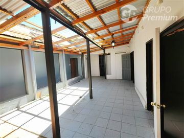 Casa en venta de 12 dorm. en La Serena