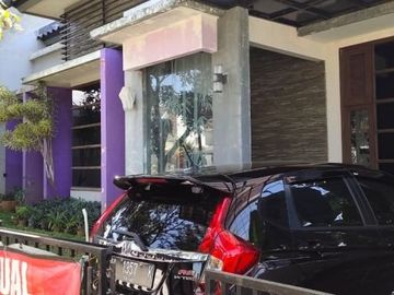 Rumah dijual villa puncak tidar dekat kampus di kota Malang