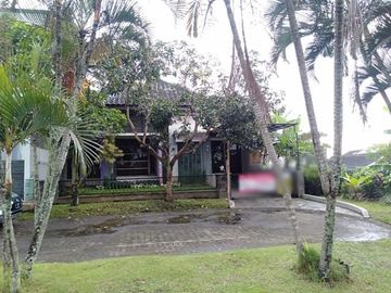Rumah dijual villa puncak tidar dekat kampus di kota Malang