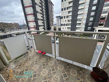 Departamento en venta de 2 dorm. + estac, Las quilas, Temuco