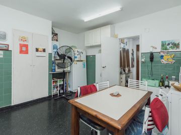 DEPARTAMENTO VENTA 3 AMBIENTES 2 PATIOS FACULTAD