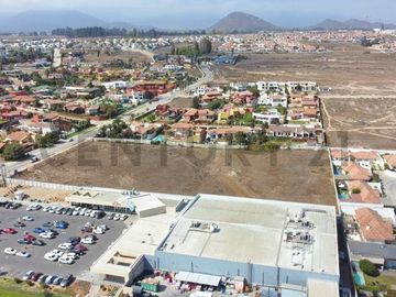 Se vende gran terreno en Peñuelas