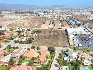 Se vende gran terreno en Peñuelas