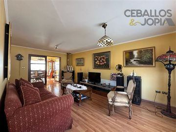 Casa en venta de 4 dorm. en Villa Alemana