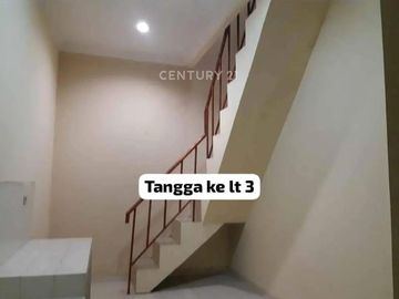 Disewakan Rumah Di Sunter Agung Barat Podomoro