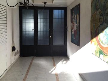 Ph de 4 ambientes con cochera en venta en Olivos