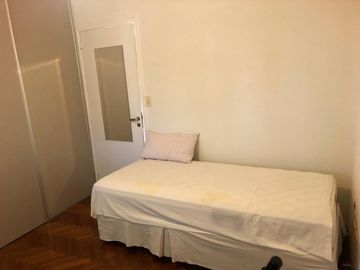 Ph de 4 ambientes con cochera en venta en Olivos