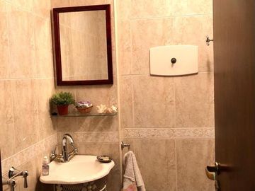 Ph de 4 ambientes con cochera en venta en Olivos