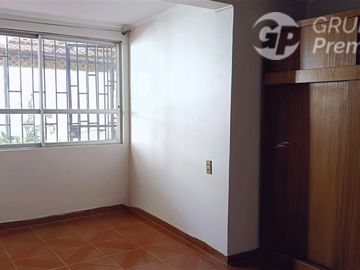 Casa 3D con 169 m de terreno y estacionamiento cerrado