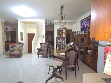 Dijual Rumah Strategis Hunian Nyaman Di Bintaro Sektor 9