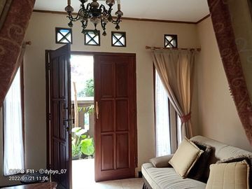 Rumah cluster di Rancabali Pasteur bernuansa villa bersih rapi siap huni,5 menit dari gerbang tol Pasteur