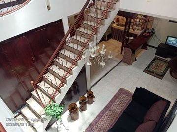 Rumah cluster di Rancabali Pasteur bernuansa villa bersih rapi siap huni,5 menit dari gerbang tol Pasteur