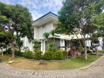 Rumah Woodland Citraland Surabaya Fully Furnished