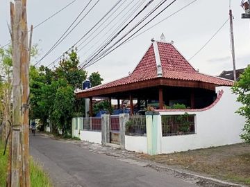 Dijual tanah pekarangan Zona Nyaman Mangku jln aspal