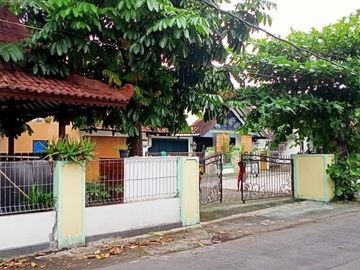 Dijual tanah pekarangan Zona Nyaman Mangku jln aspal