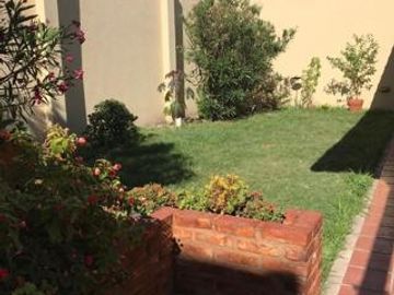 Casa en venta en Lanus Oeste