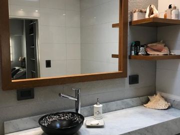 Casa en venta en Lanus Oeste