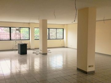 201.50 sqm Semi Fitted office space for lease in Quezon City..