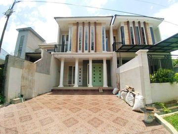 Rumah 2 Lantai Luas 133 di Bukit Cemara Tidar kota Malang