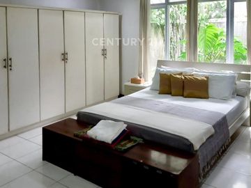 Dijual Rumah Lokasi Strategis Pinggir Jalan Bintaro Sektor 9