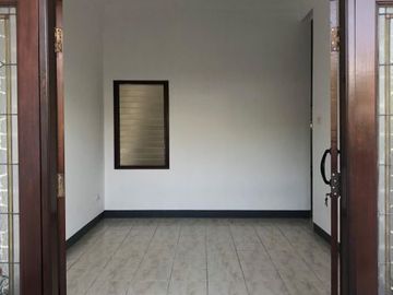 Jual dan Sewa Rumah di Simolangit Surabaya