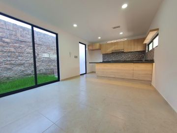 CASA EN VENTA ATRÁS DE PLAZA SAN DIEGO PUEBLA