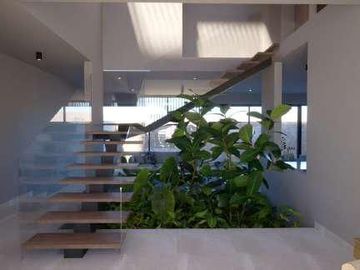 Residencia en Altozano con jardín interior y construcción de  282 m2 - NIEBLA