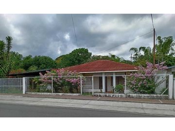 VENDO CASA COMERCIAL EN DOLEGA