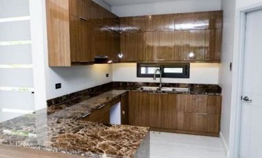 Modern House for Sale in AFPOVAI Village, Taguig