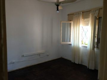 Casa en venta en Ezpeleta Este
