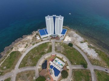 2 Bedroom (64 sqm) Beachfront Condo in Arterra Residences
