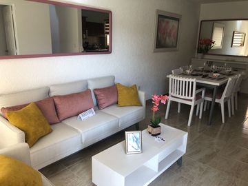 Hermosa Casa en Condominio con Alberca