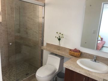 Hermosa Casa en Condominio con Alberca